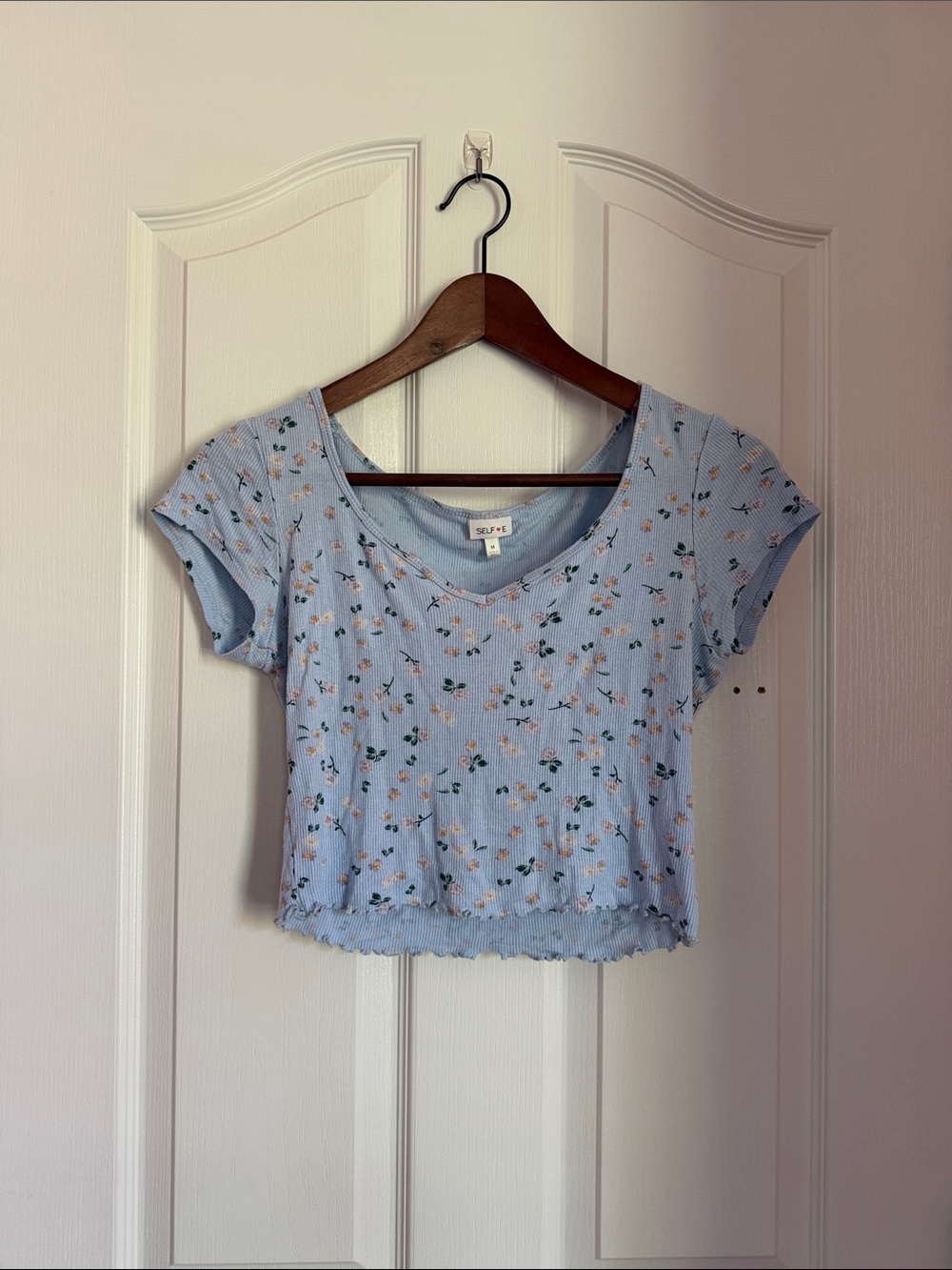Light Blue Floral Ribbed V-Neck Crop Top